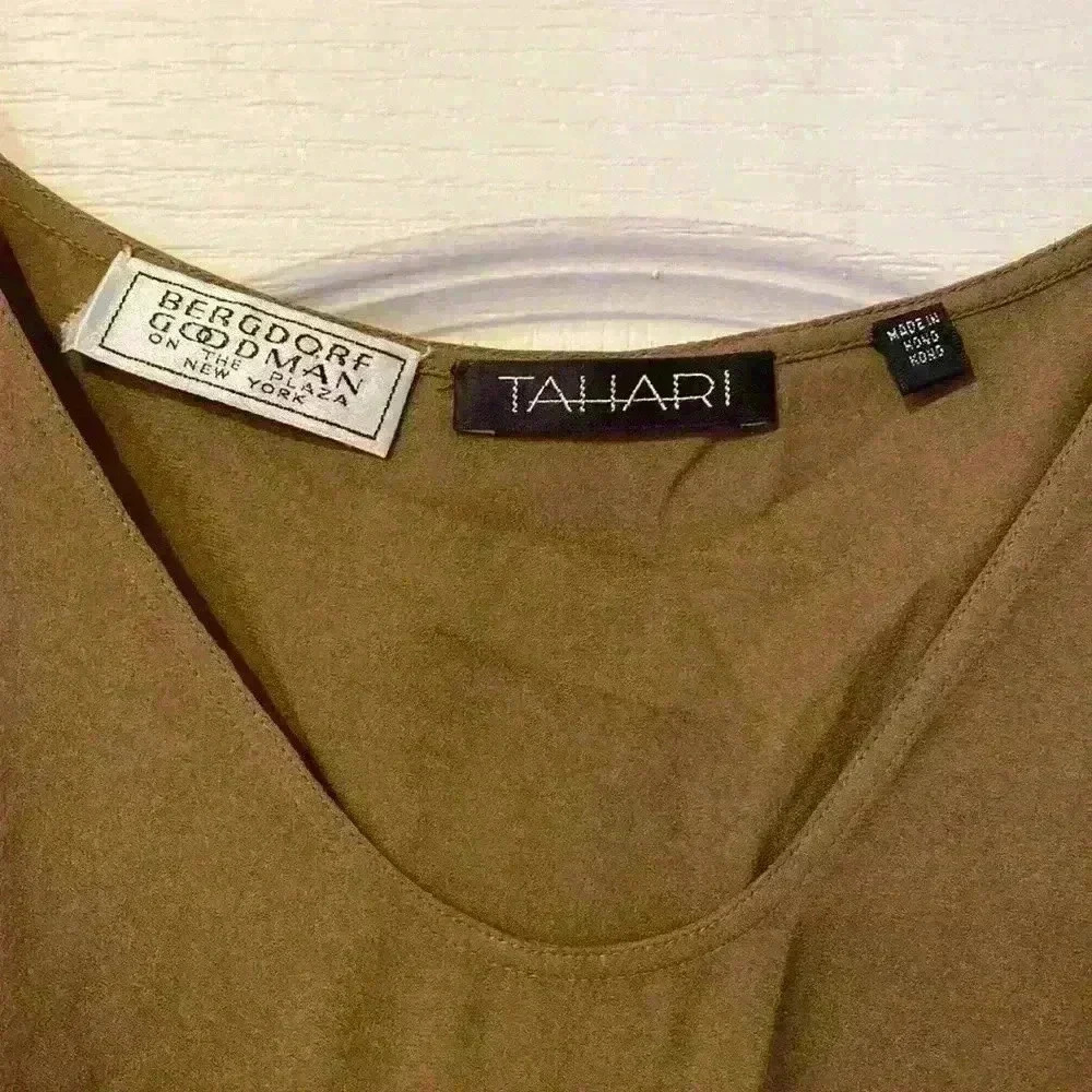 Tahari by Bergdorf Goodman - Picture 2 of 4